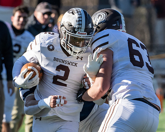 football_nepsac22_dburns1_2985