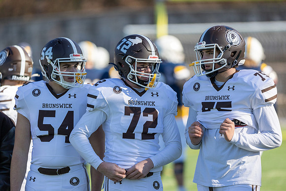 football_nepsac22_fg3_2398