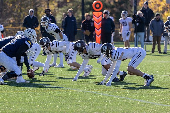 football_nepsac22_fg3_2440