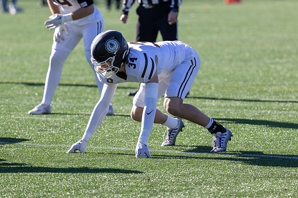 football_nepsac22_fg3_2452