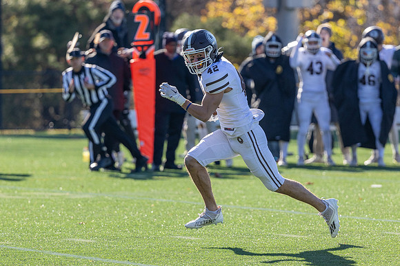 football_nepsac22_fg3_2474