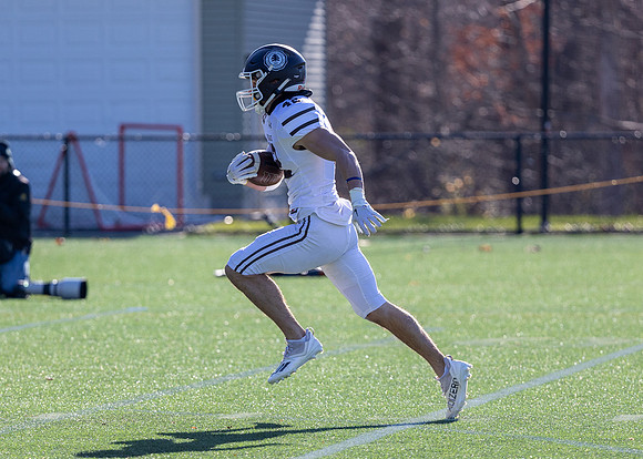 football_nepsac22_fg3_2494
