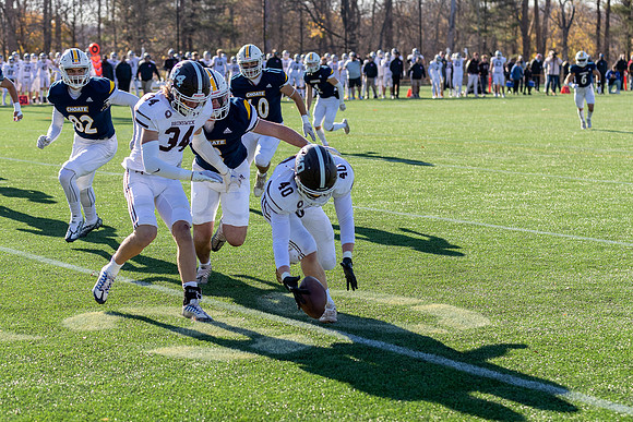 football_nepsac22_fg2_5091