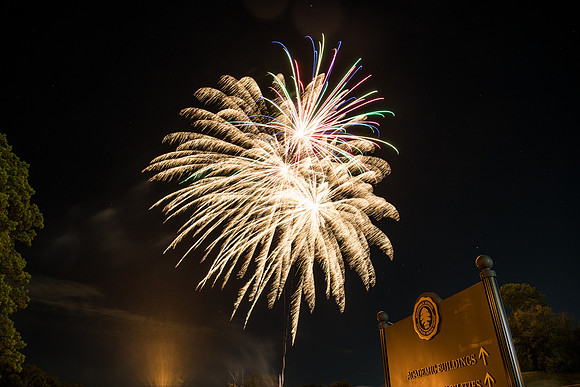 hc18_bonfireworks_wkl_3861