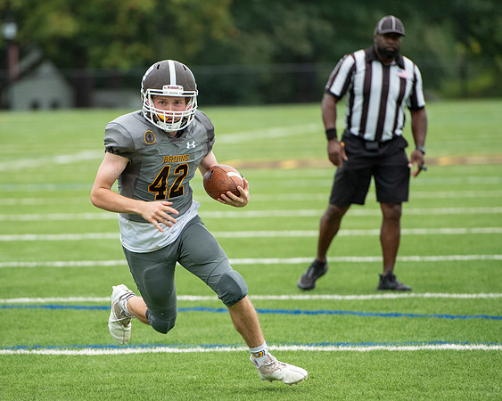 football_jv_2021-10-06_dburns_4102