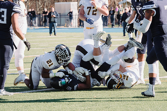 football_nepsac16_hp_2572
