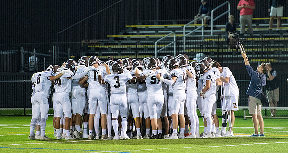 football_2018-09-14_dburns_0305