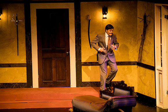 inspectorhound_fallplay22_us_ah_0029