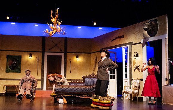 inspectorhound_fallplay22_us_dburns2_1988