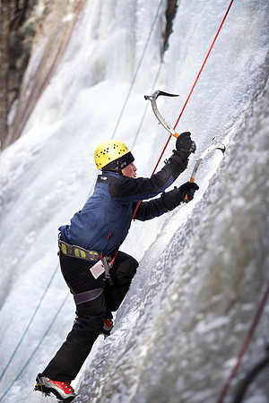 campdudley16_iceclimbing_bd_6061