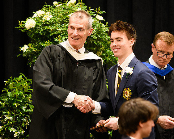 graduation25_diploma_wkl1_4796-2