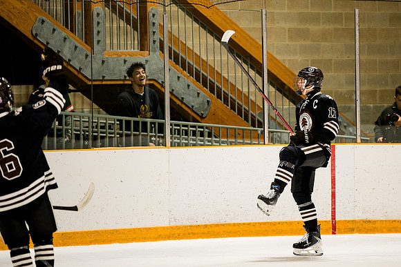 hockey_2026-01-09_ah_0100