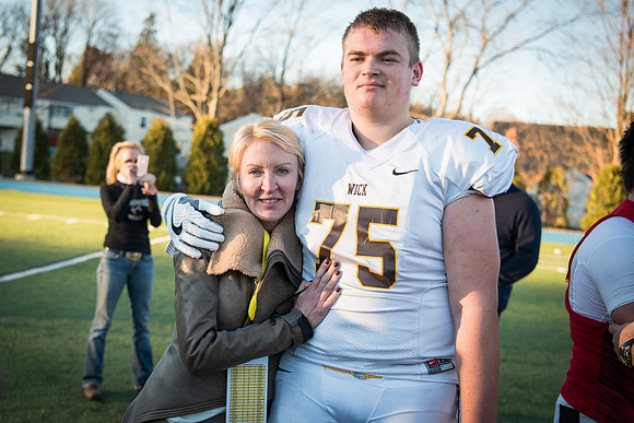 football_nepsac16_wkl_4619