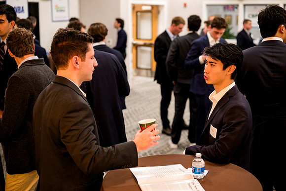 careercenter_tablenetworking25_ah_0101