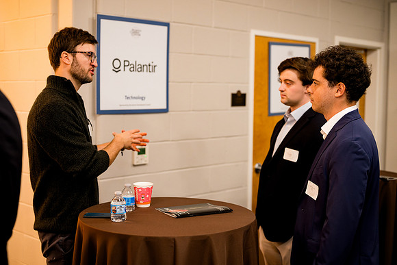 careercenter_tablenetworking25_ah_0113
