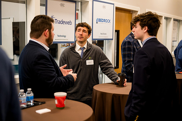 careercenter_tablenetworking25_ah_0134