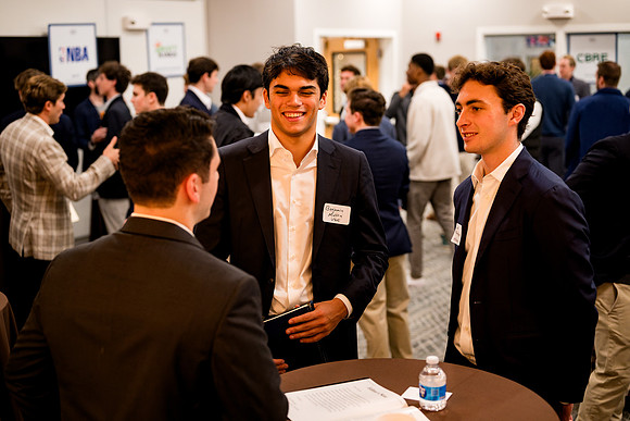 careercenter_tablenetworking25_ah_0145