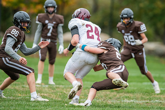 football_9s_2021-11-02_dburns_9866