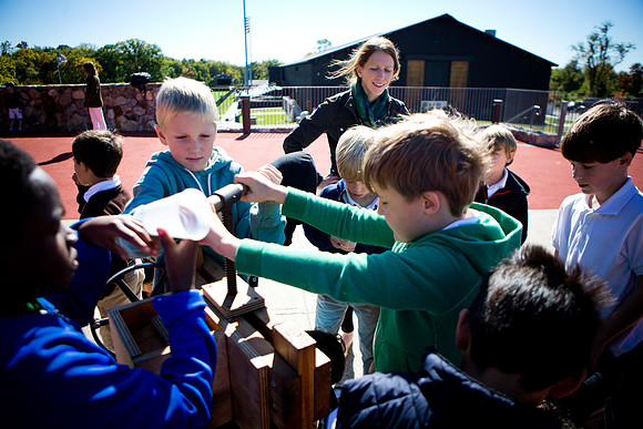 appleciderpress_gr2_mkras_0088
