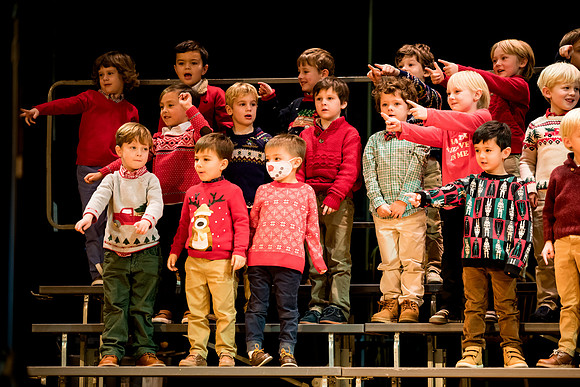 holidayassembly22_ps_ah_0013