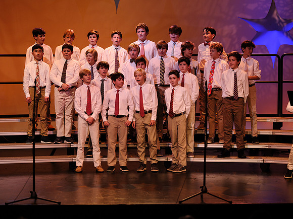 holidayconcert22_ms_mkras_0071