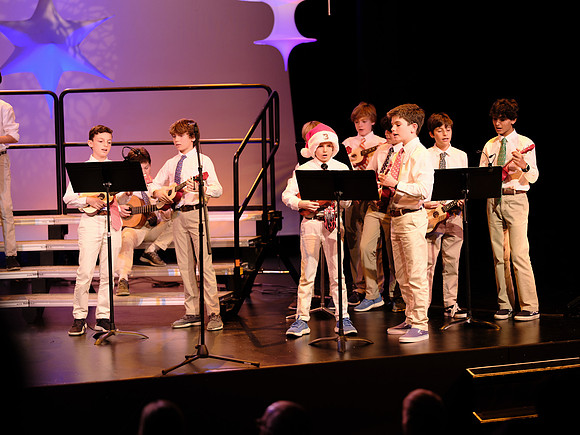 holidayconcert22_ms_mkras_0073