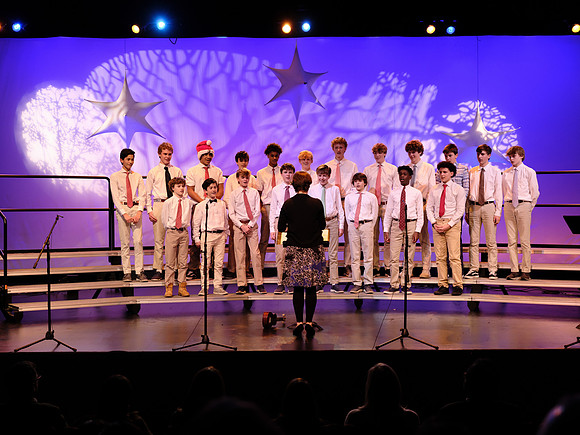 holidayconcert22_ms_mkras_0110