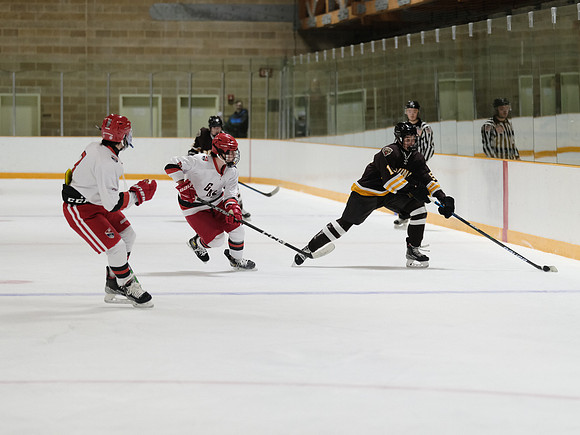 hockey_jv_2022-12-03_mkras_0411