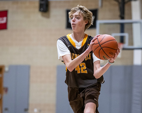 basketball_jv_2022-12-12_dburns_3110