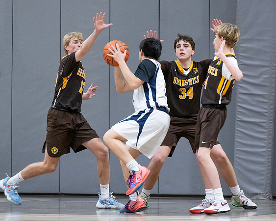 basketball_jv_2022-12-12_dburns_3249