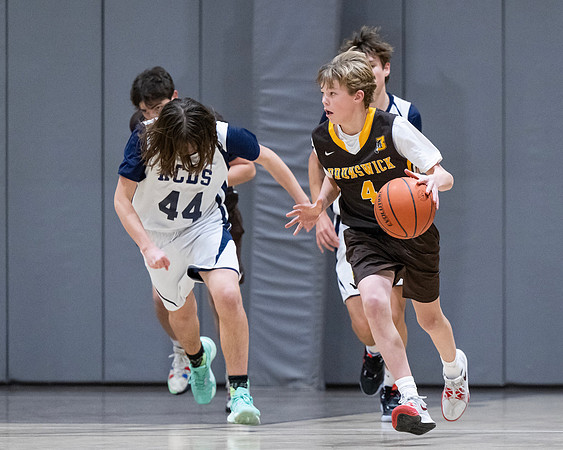 basketball_jv_2022-12-12_dburns_3256