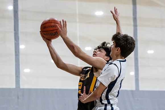 basketball_jv_2022-12-12_dburns_3347
