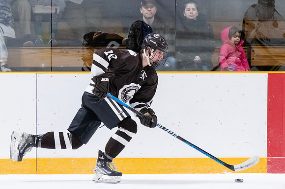 hockey_2022-12-10_dburns_7055