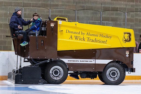 hockey_2022-12-10_dburns_7497