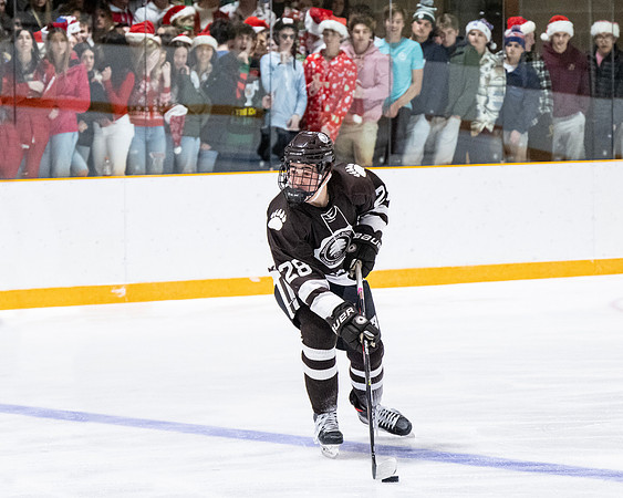 hockey_2022-12-10_dburns_7636