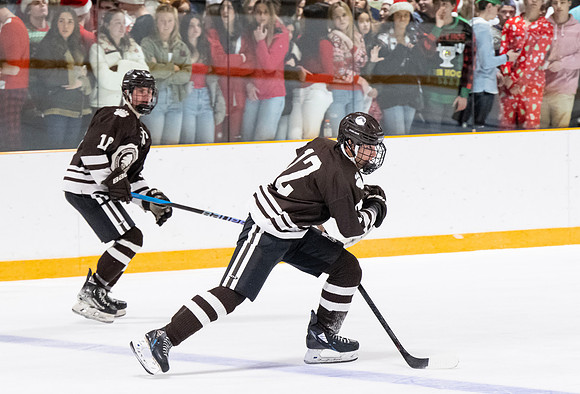 hockey_2022-12-10_dburns_7786