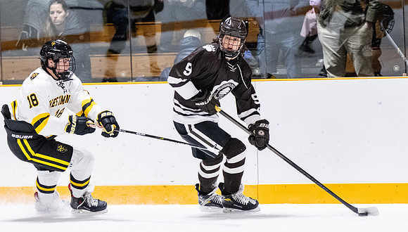 hockey_2022-12-10_dburns_8009