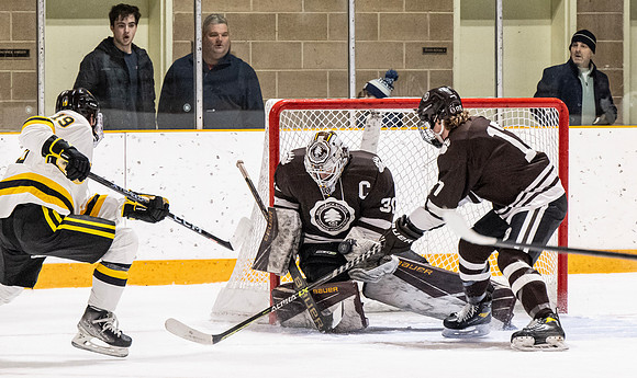 hockey_2022-12-10_dburns_8691