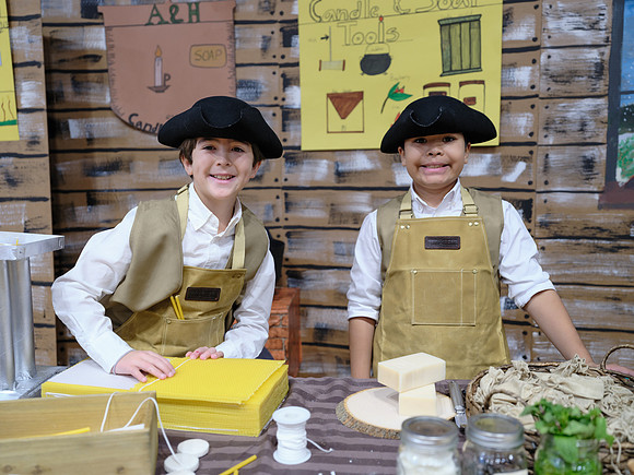 colonialday22_mkras_0101