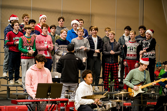 holidayassembly22_ah_0044