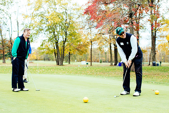 alumni_golfouting13_jk_3623
