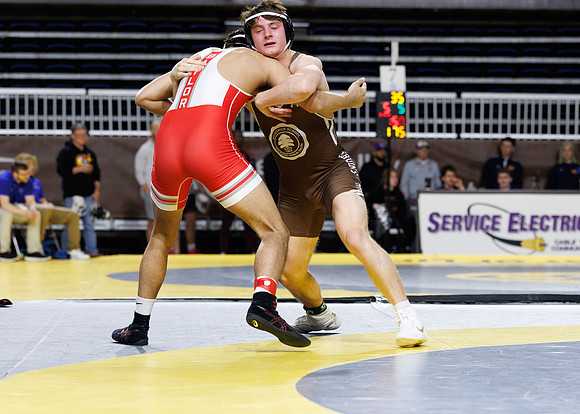 wrestling_natl26_fg1_6872