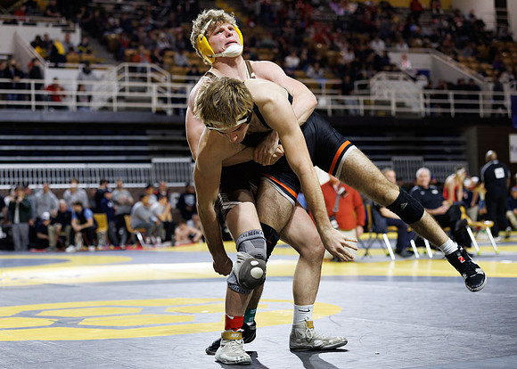wrestling_natl26_fg1_7107