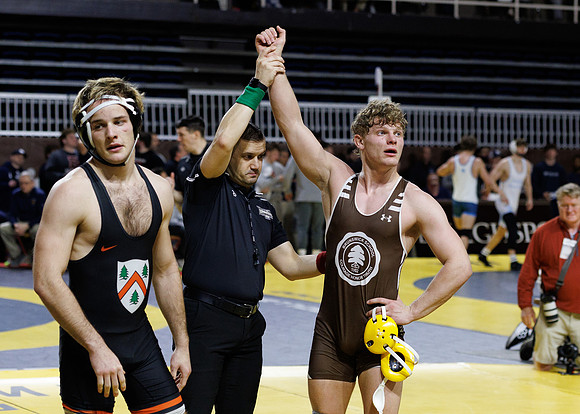 wrestling_natl26_fg1_7853b