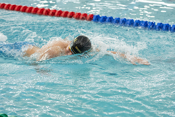 swimming_nepsac26_jc_4015