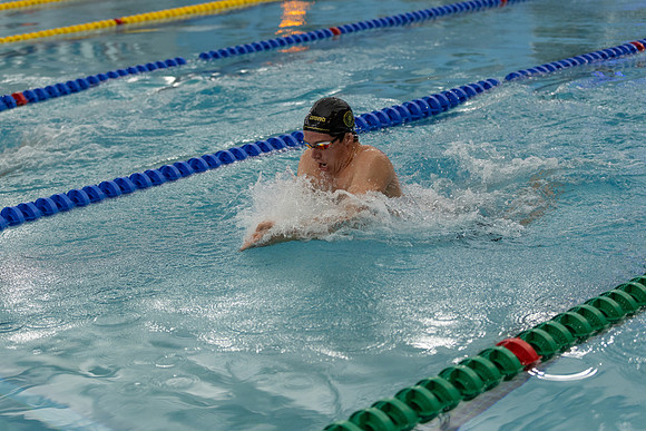 swimming_nepsac26_jc_4730