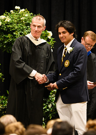 graduation25_diploma_wkl1_5020
