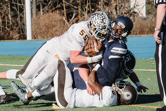football_nepsac16_hp_2697