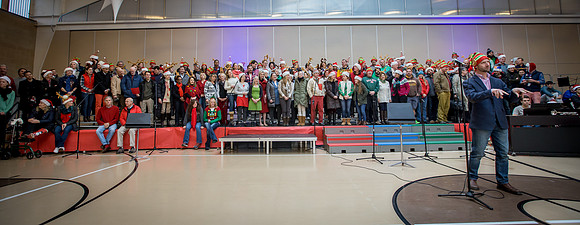 holiday_allschool16_jfess_4895