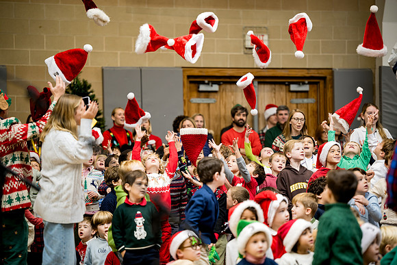 holiday_assembly24_ah_0428